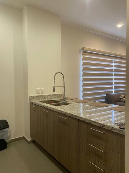 Condo In El Centro Near Malecon! Масатлан Экстерьер фото